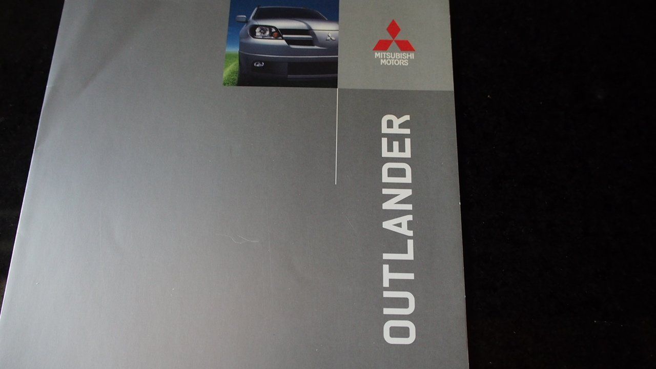 Mitsubishi Documenti: Mitsubishi Outlander CU0W Prospekt 2001 – Usato da Zofingen venduto da sosalinos01