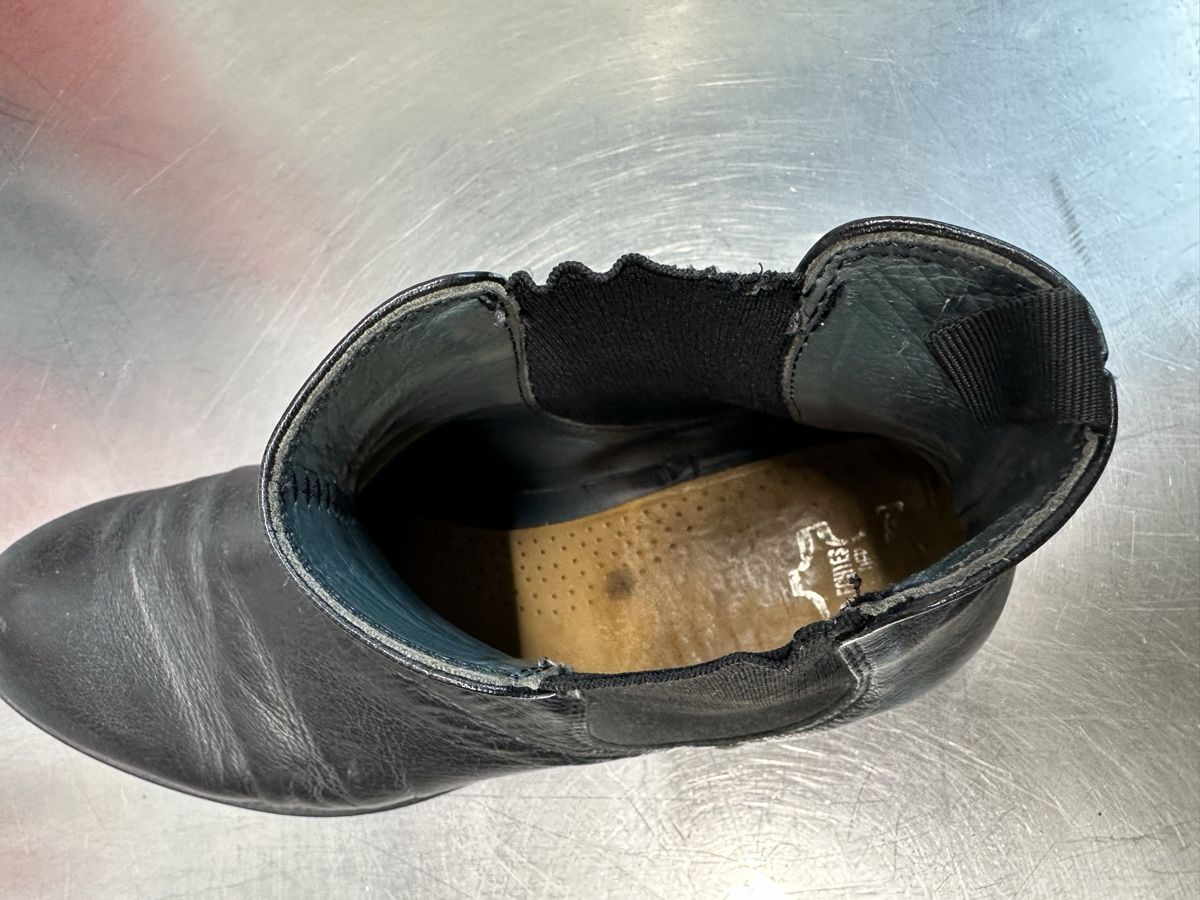 Herrenschuhe: Schwarze Schule  – Gebraucht aus Schwende von weesli 6
