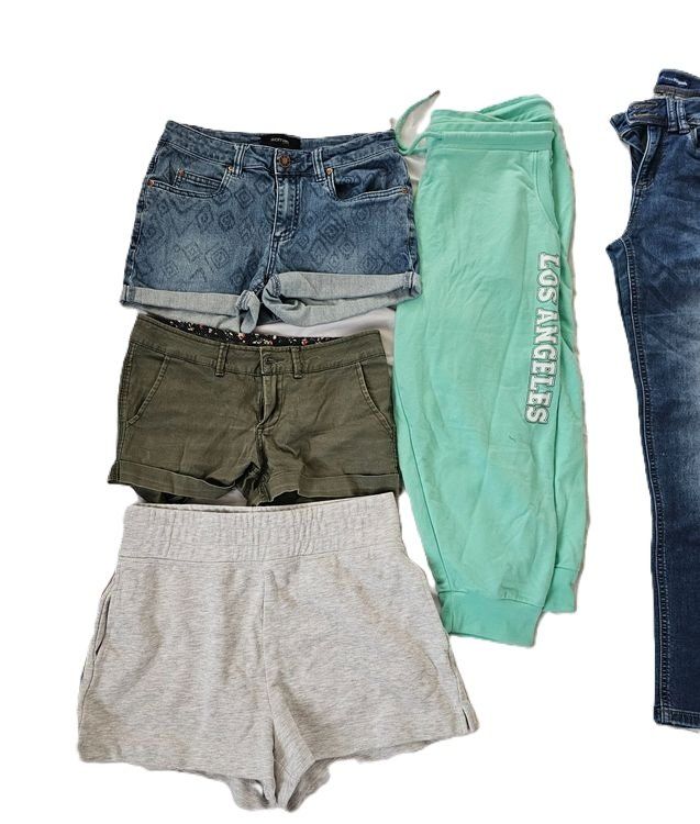 Lotti di vestiti: Grosses Paket Gr. S mit MNG Mango Only Tom Tailor neuw. – Usato da Füllinsdorf venduto da Sunnebliemli7 1
