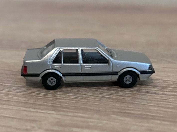 Rietze Modellini d'auto: Rietze R.M Mazda 626 – Usato da Goldach venduto da Manyro55 1