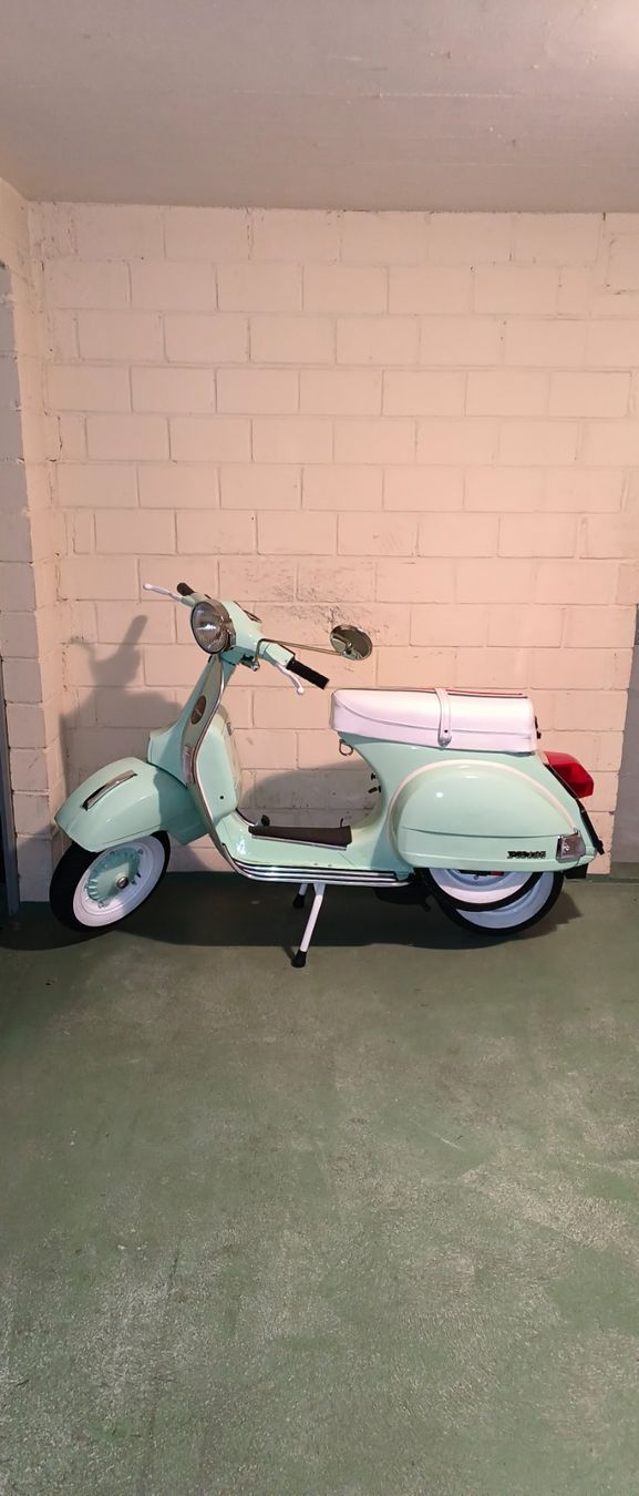 Vespa Scooter: Vespa PX125 – Usato da Bronschhofen venduto da sanimirza