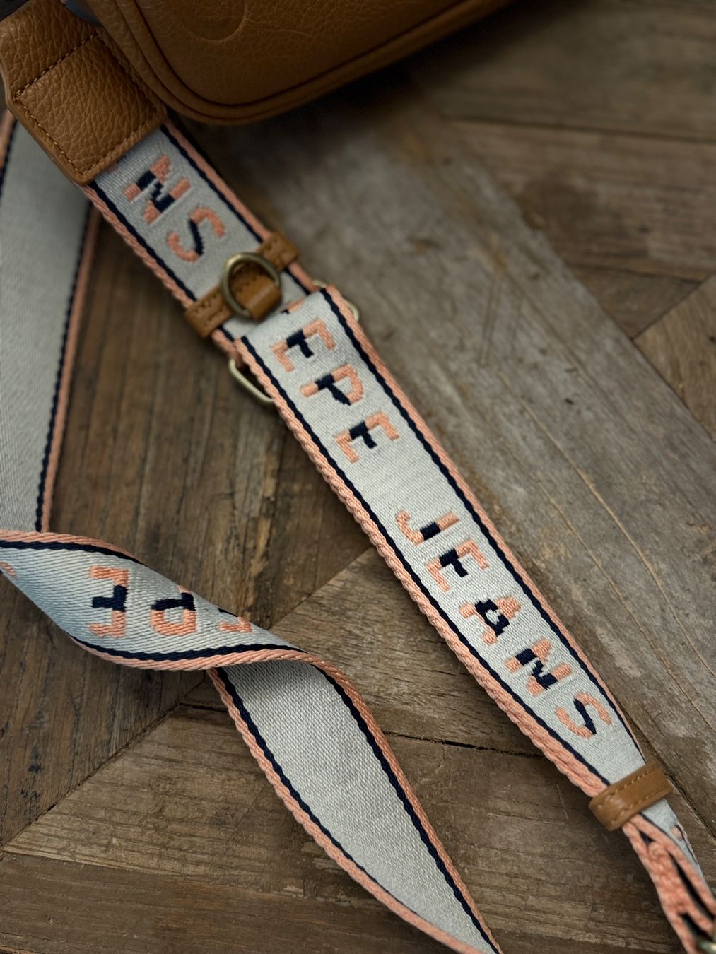 Pepe Jeans Sacs femmes: Pepe Jeans Tasche cognac – D'occasion à Fehraltorf par Erdo81 4
