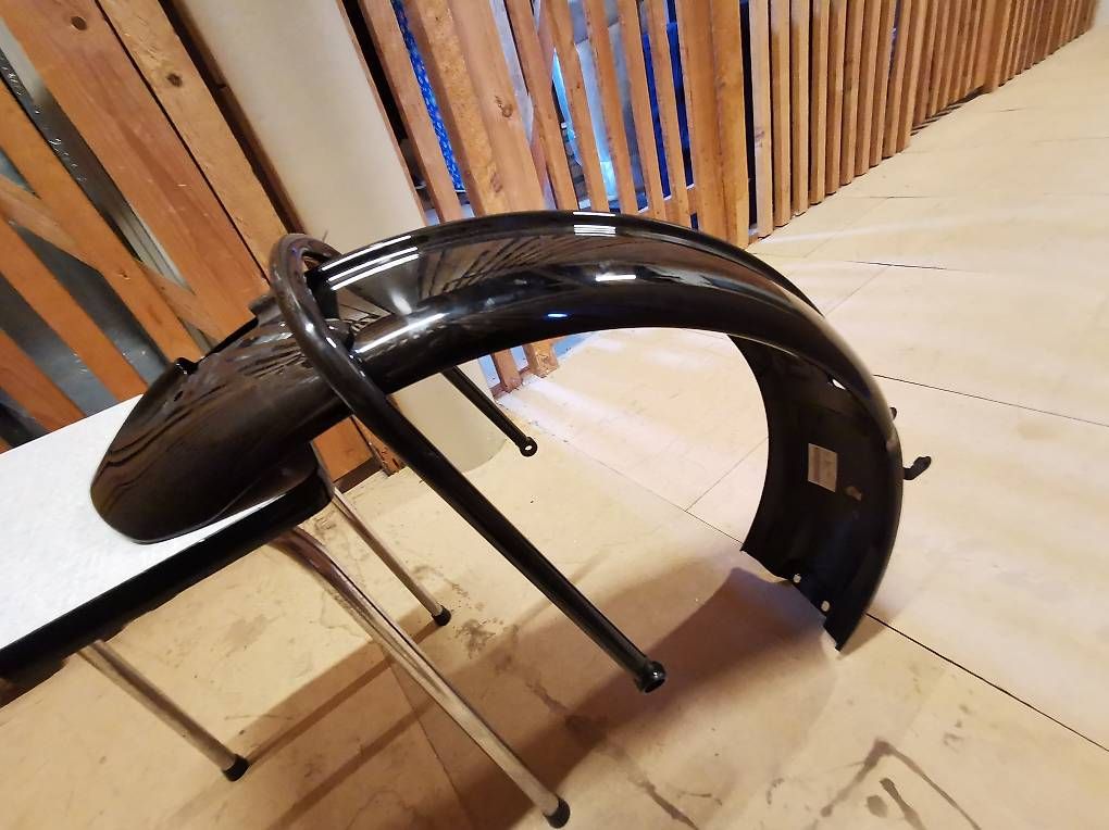 Triumph Tutti i ricambio per moto: Triumph Bobber 1200 rear Fender – Usato da Belp venduto da role6710