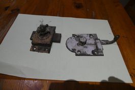 Verrou ancien pour porte ou meuble