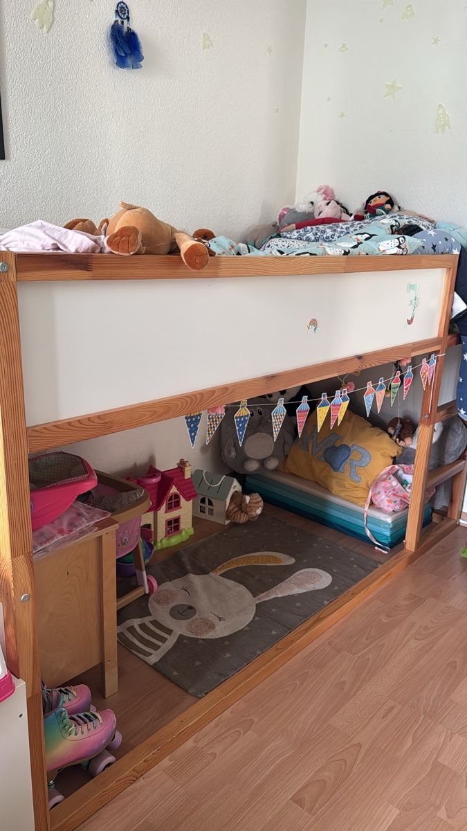 Ikea Lits: Kinderbett Hochbett Ikea Kura – D'occasion à Embrach par Katharina82 1