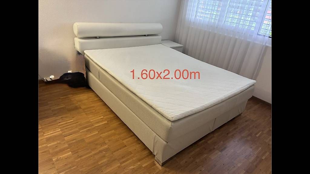 Divani: Gratis - Sofa, Tisch, Bett und Gartenmöbel  – Usato da Niederhasli venduto da buli15 2