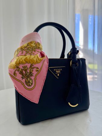 HERMES Foulard COSMOS Rosa/Gold 42 x 42 cm