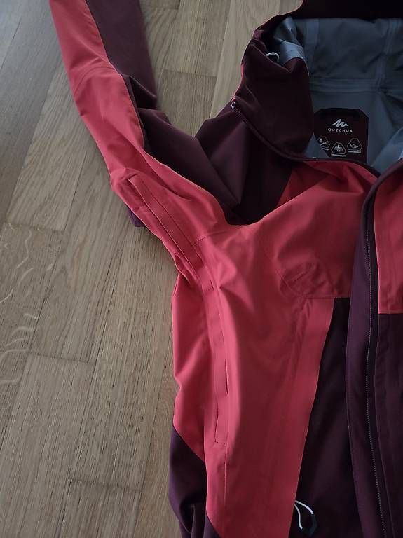 Decathlon Giacche: Wanderjacke Quechua gr. M – Nuovo (secondo la descrizione) da Oberbüren venduto da Lupo_7kxf 1