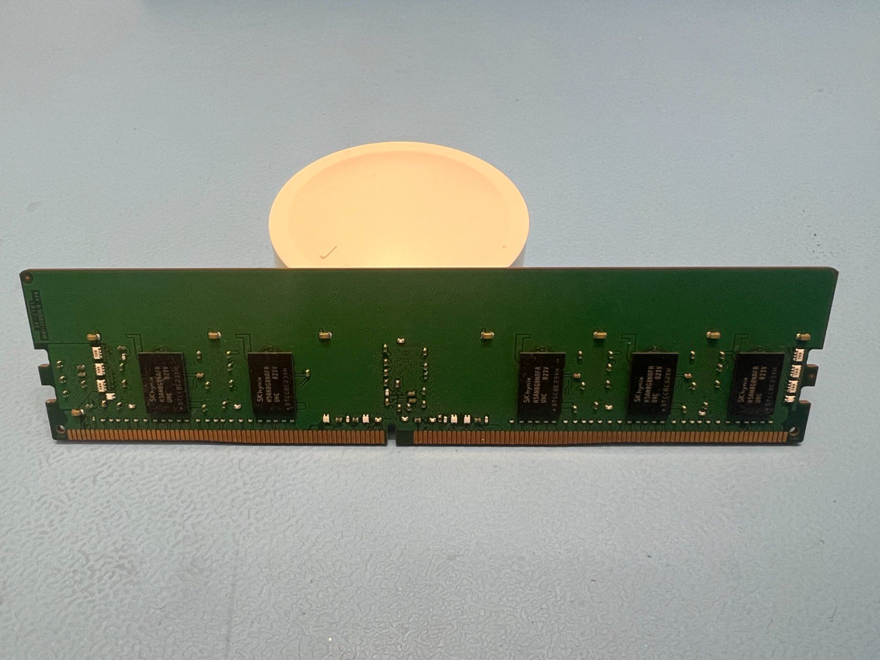 Memoria / RAM: RAM SK Hynix 8GB DDR4 ECC Registered – Usato da Sonceboz-Sombeval venduto da com_dt7m 1