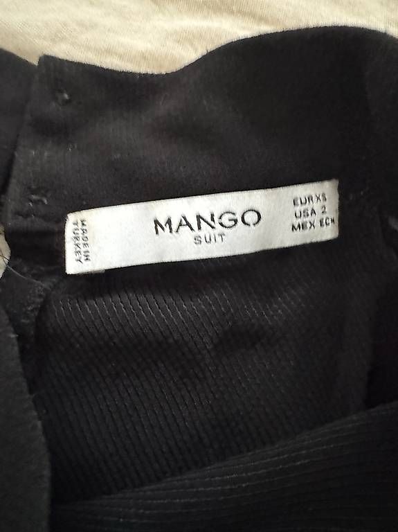 Canottiere & Pantaloni: Maglia a maniche lunghe  – Usato da Vacallo venduto da zoe_227m 2