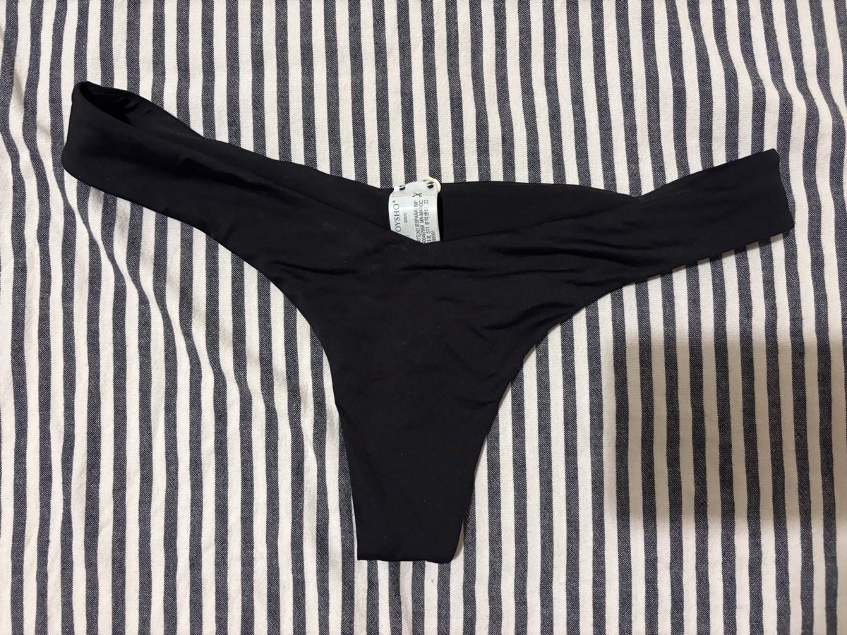 Oysho Badekleider & Bikinis: Swimsuit Brazilian bottom S – Neu und originalverpackt aus Zürich von mat_58mf