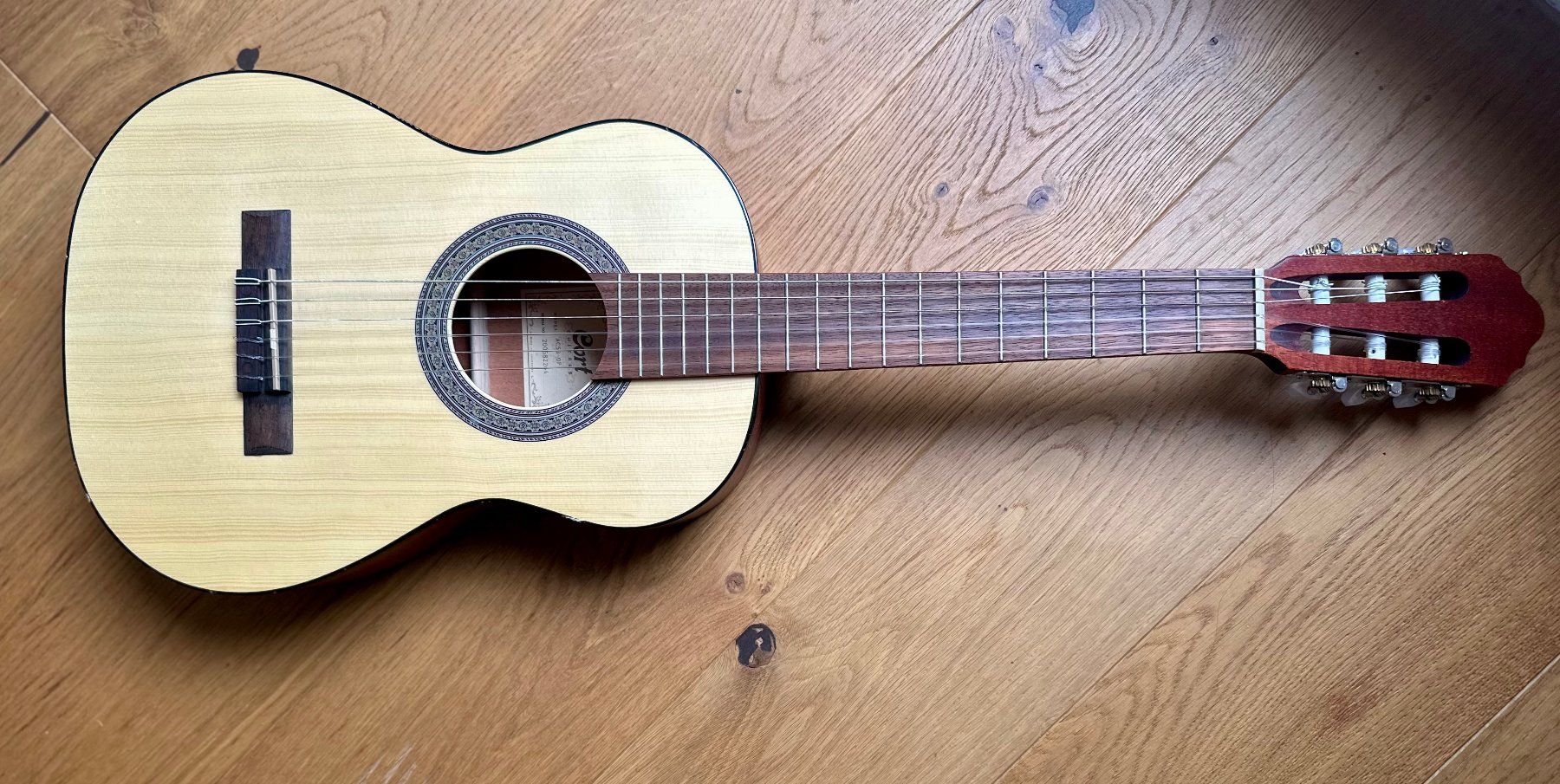 Instruments de musique: Klassische Gitarre - Kinder – D'occasion à Dättwil par sarrafan