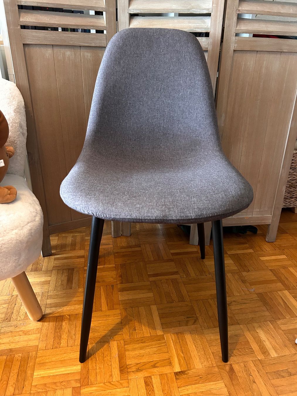 Chaises: chaise bureau – Neuf (Voir description) à Geneva par nih_rl6k