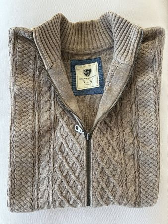 Wärmende Strickjacke mit Reissverschluss, Grösse L
