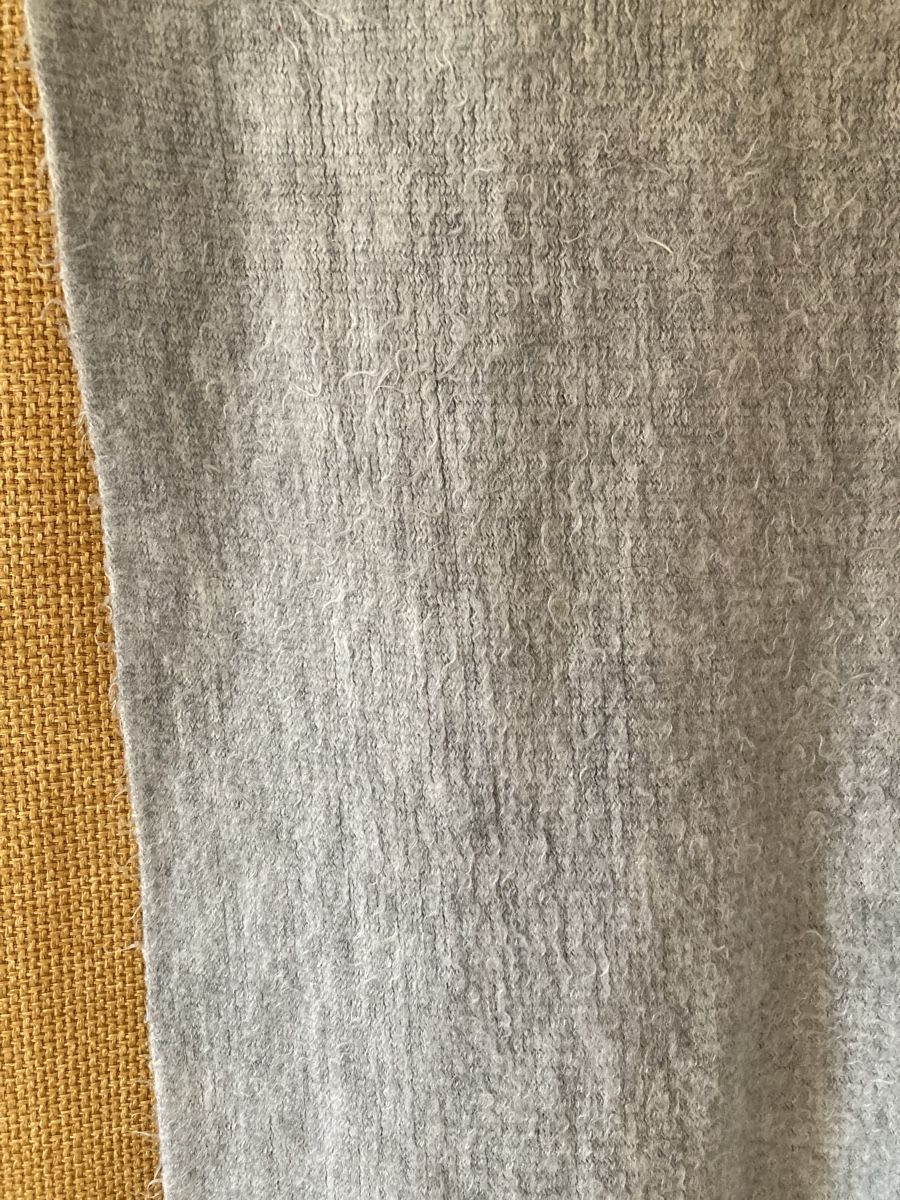 Foulard & Sciarpe: Très grande écharpe bien chaude – Usato da Ardon venduto da hel_2sxp 3