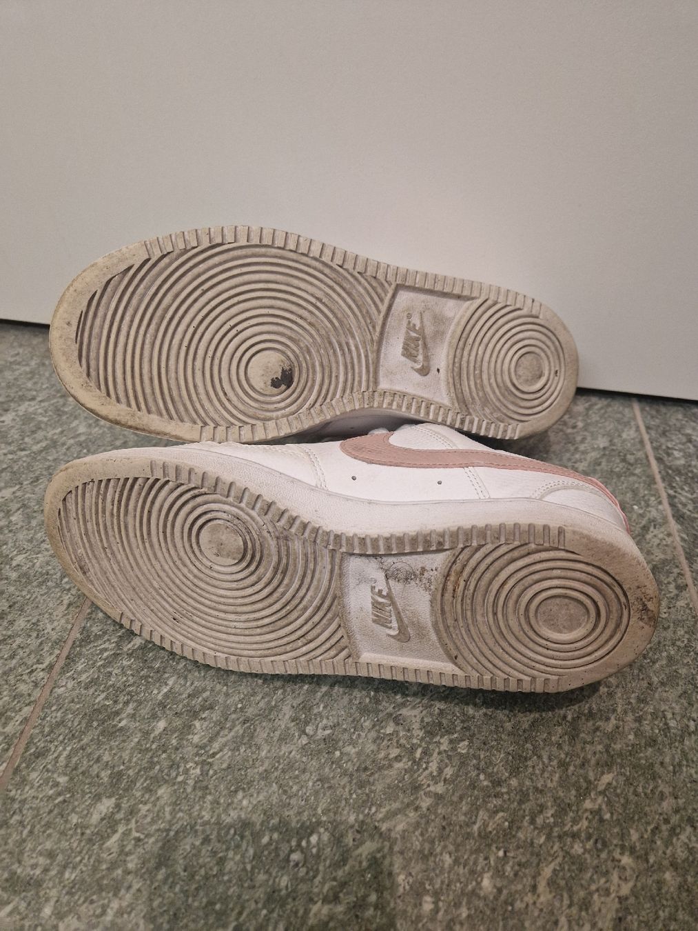 Nike Scarpe da donna: Nike Turnschuhe – Usato da Glattfelden venduto da Ivana5288 3