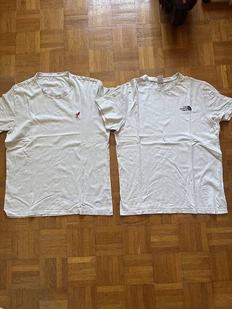 T'shirt blanc pier one et the north face 