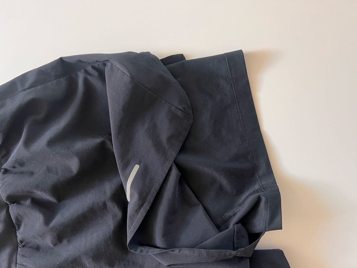 Asics Pantalons: Asics Shorts – D'occasion à Zürich par caro.ha. 5