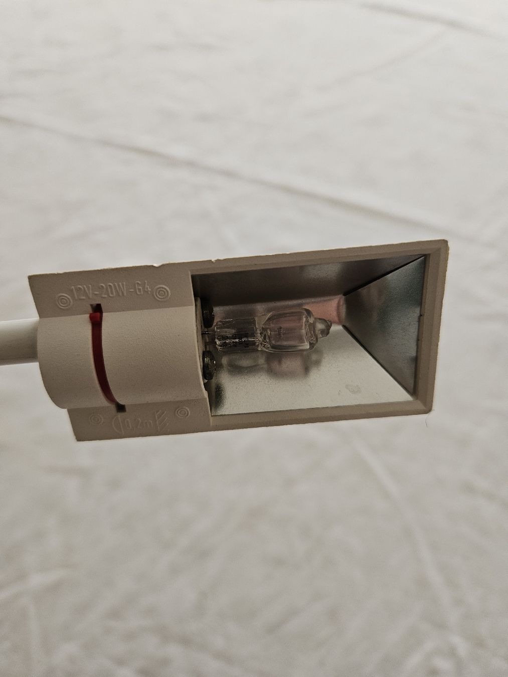Lampen: Praktische Tischklemme Leselampe – Gebraucht aus Wädenswil von Jsi.Z01 2