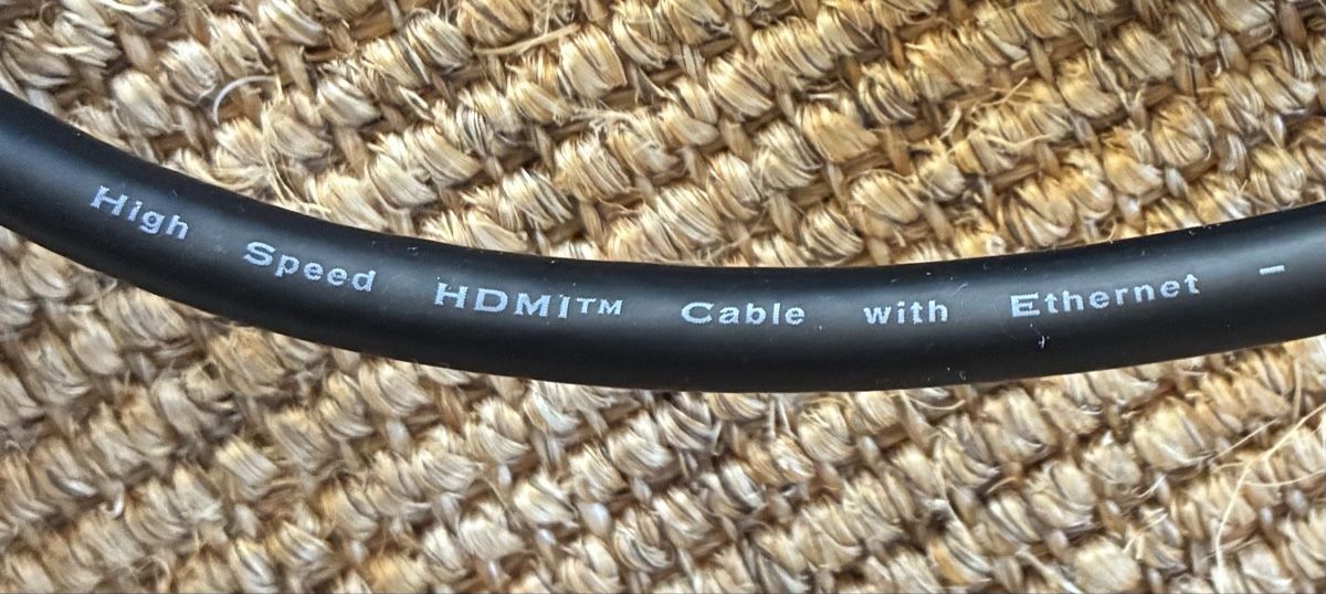 Cavi: HDMI High Speed Kabel 10m – Usato da Murten venduto da Stounine 2