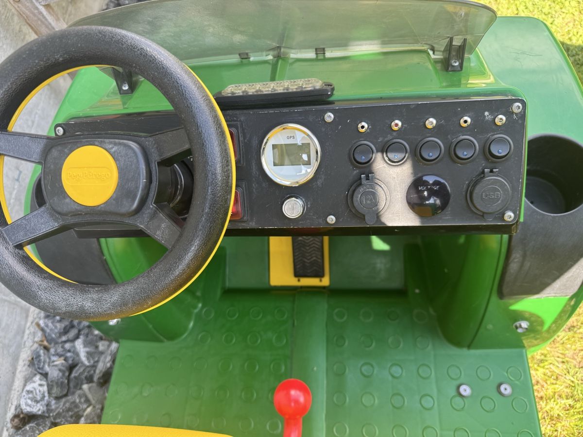 John Deere Veicoli per bambini: John Deere Kindertraktor elektrisch umgebau – Usato da Trachslau venduto da Hedkandi__ 1