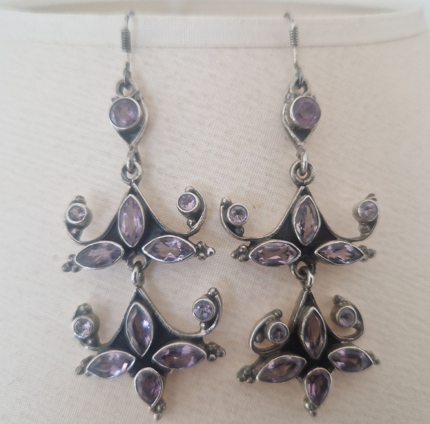 Ohrringe & -stecker: Ohrringe 925 Silber mit Amethyst – Gebraucht aus Küsnacht ZH von 2011_