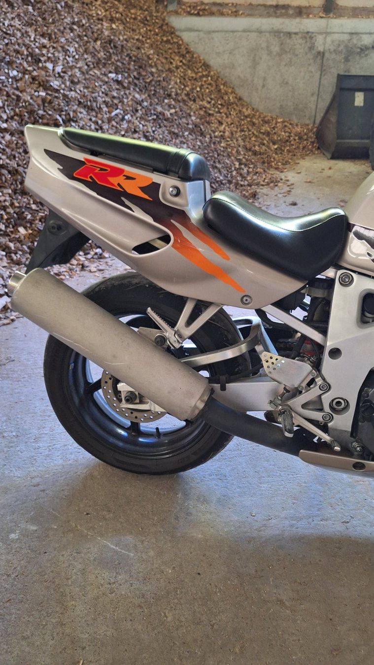 Honda Strasse: Honda CBR 900RR SC28 – Gebraucht aus Zwingen von lahonda11 6