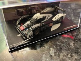Lola B09/60 Aston Martin Le Mans 2010 1:43 Modellauto