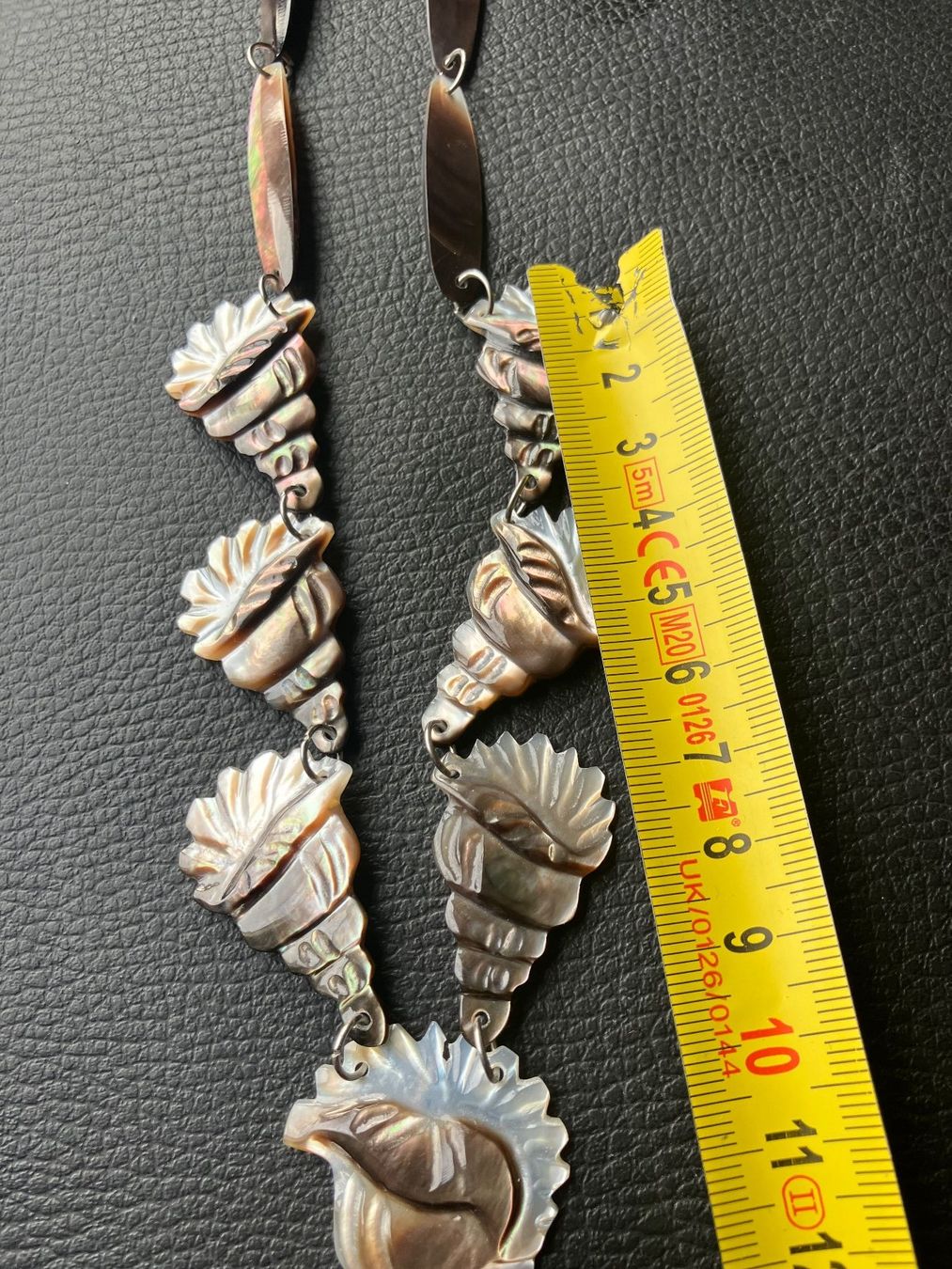 Catenine: Collier vintage coquillages – Usato da Peseux venduto da Cresus27 4