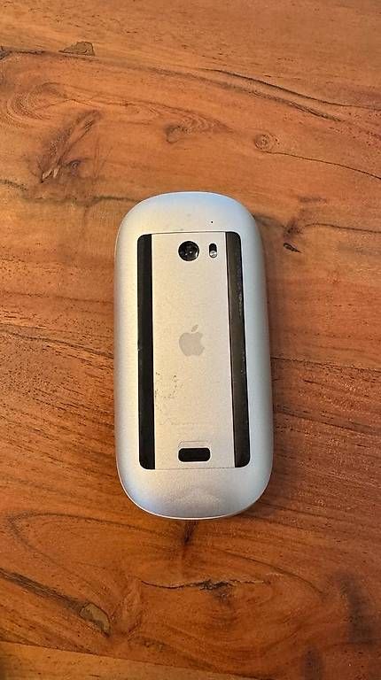 Souris: Apple Magic Mouse – D'occasion à Porza par ama_k5j7 1