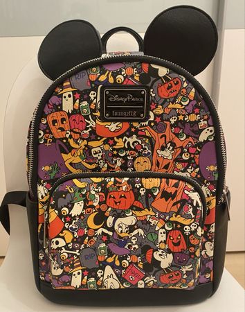 Disney Loungefly Halloween Rucksack, neuwertig