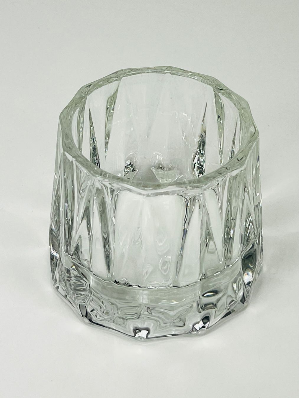 Portacandele: PATENT HR - Pressglas Windlicht / Vase – Usato da Zürich venduto da Arche_Brockenhaus