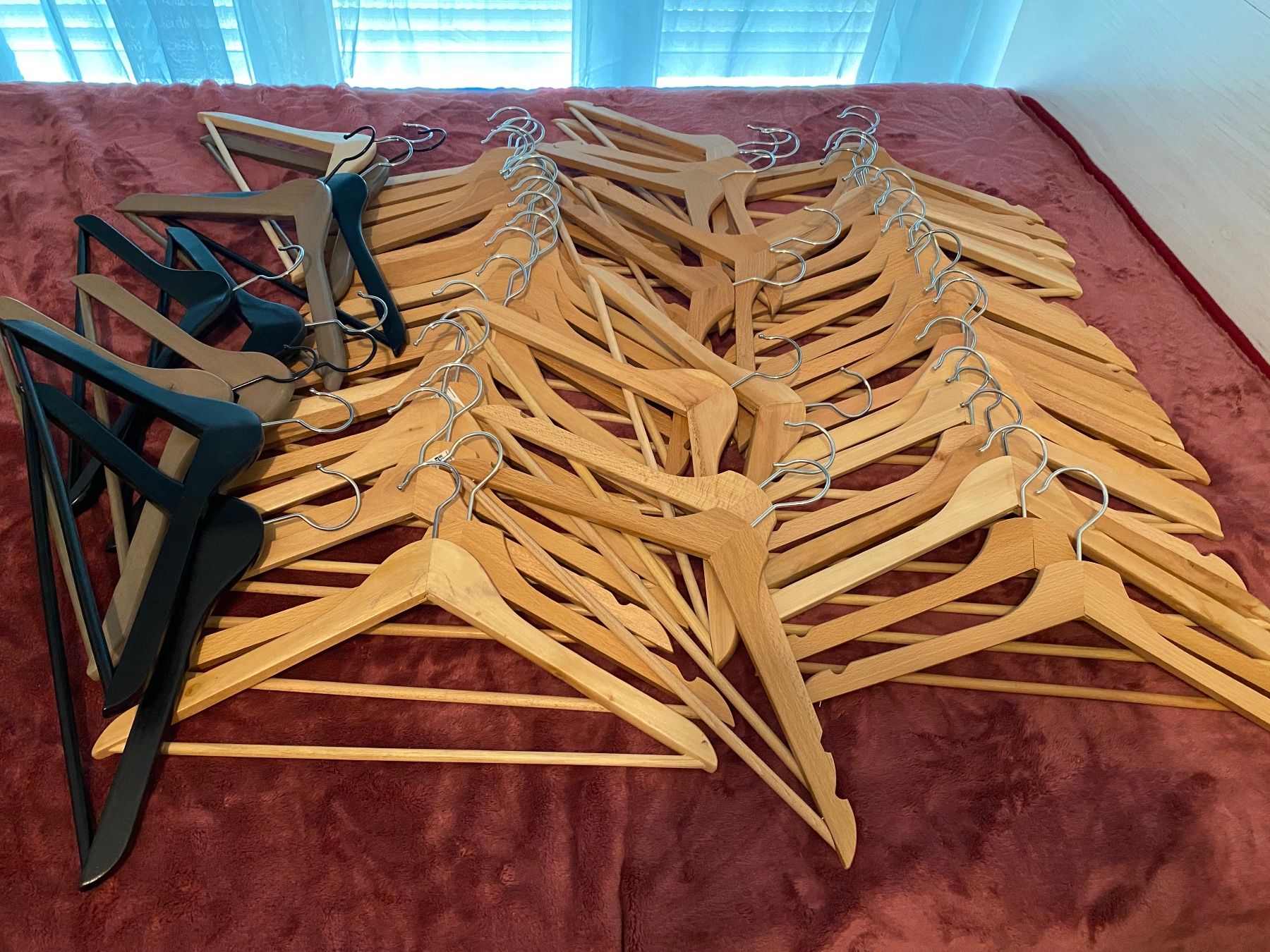 Ikea Kleiderbügel: Kleiderbügel 75 pieces – Gebraucht aus Baden von mgeormezi