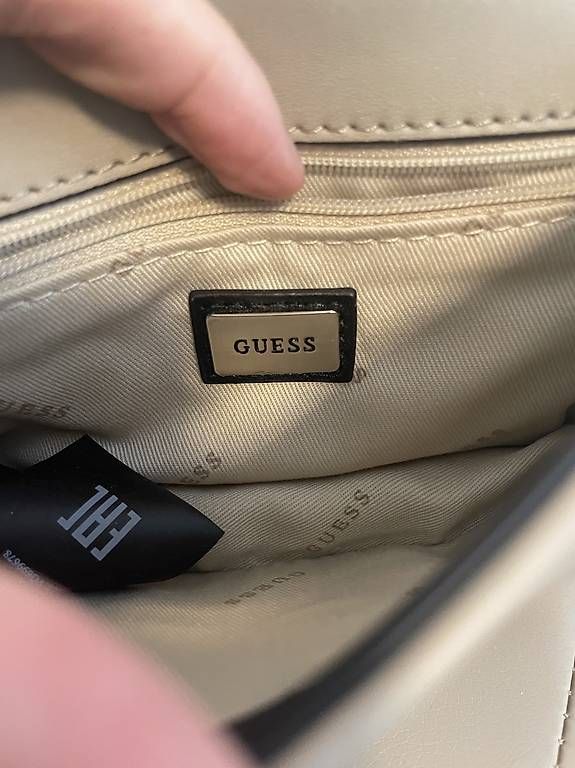 Guess Borse da donna: Elegante Guess Tasche Original! – Usato da Schöftland venduto da mar_7nch 2
