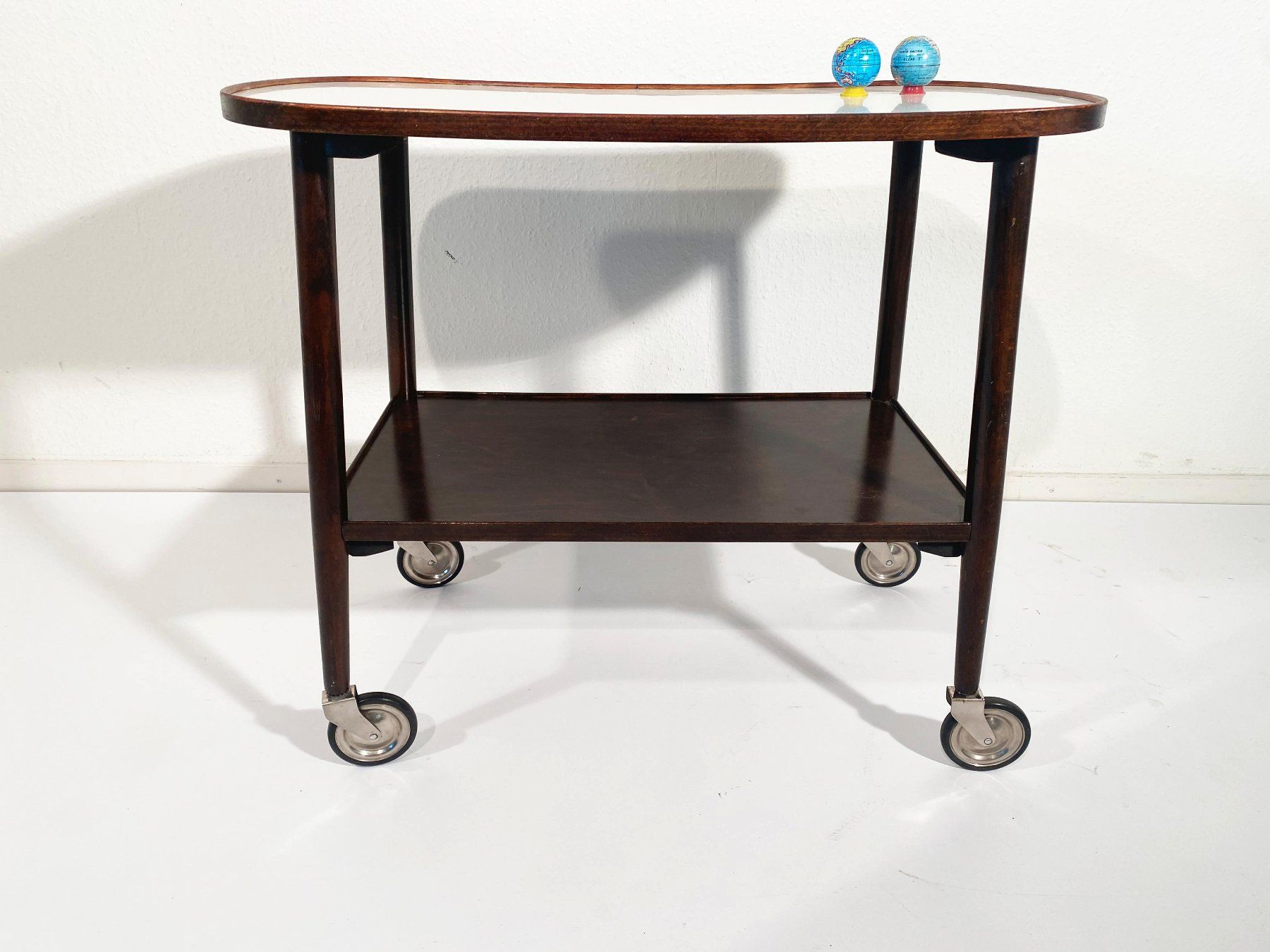 Carrelli di servizio: Midcentury Servierrolly – Usato da Beringen venduto da Kultgut 1