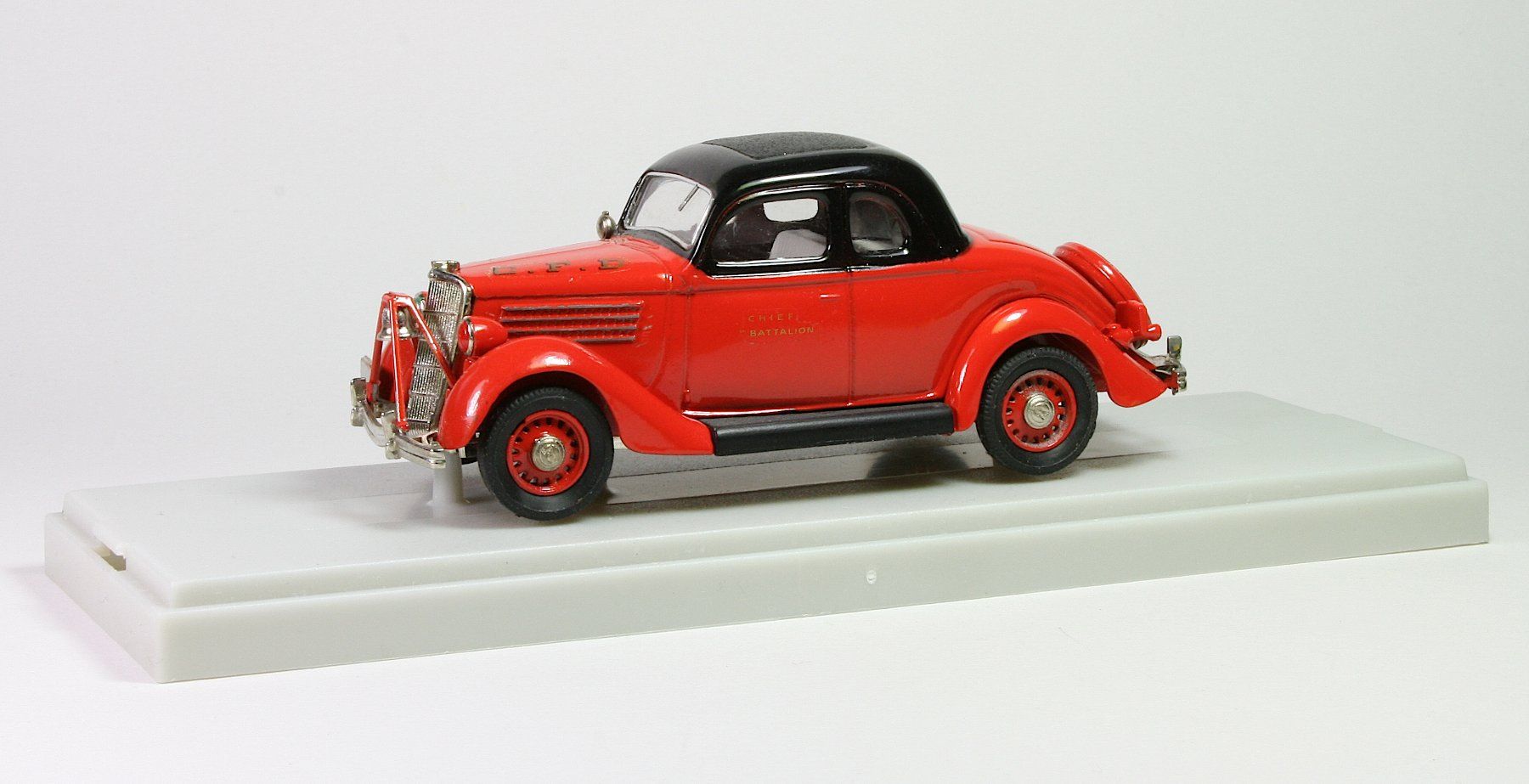 Ford Modellini d'auto: Rextoys 1935 Ford 2-door Fire Brigade – Nuovo (secondo la descrizione) da Elsau venduto da Peekay8 4