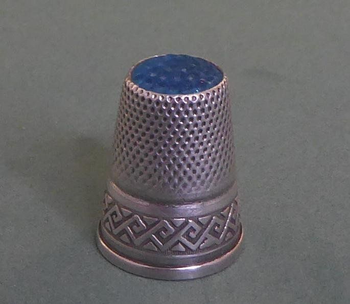 Fingerhüte: Finger Hut 800 Silber mit Glasdeckel um 1920 – Gebraucht aus Muri AG von silvercat