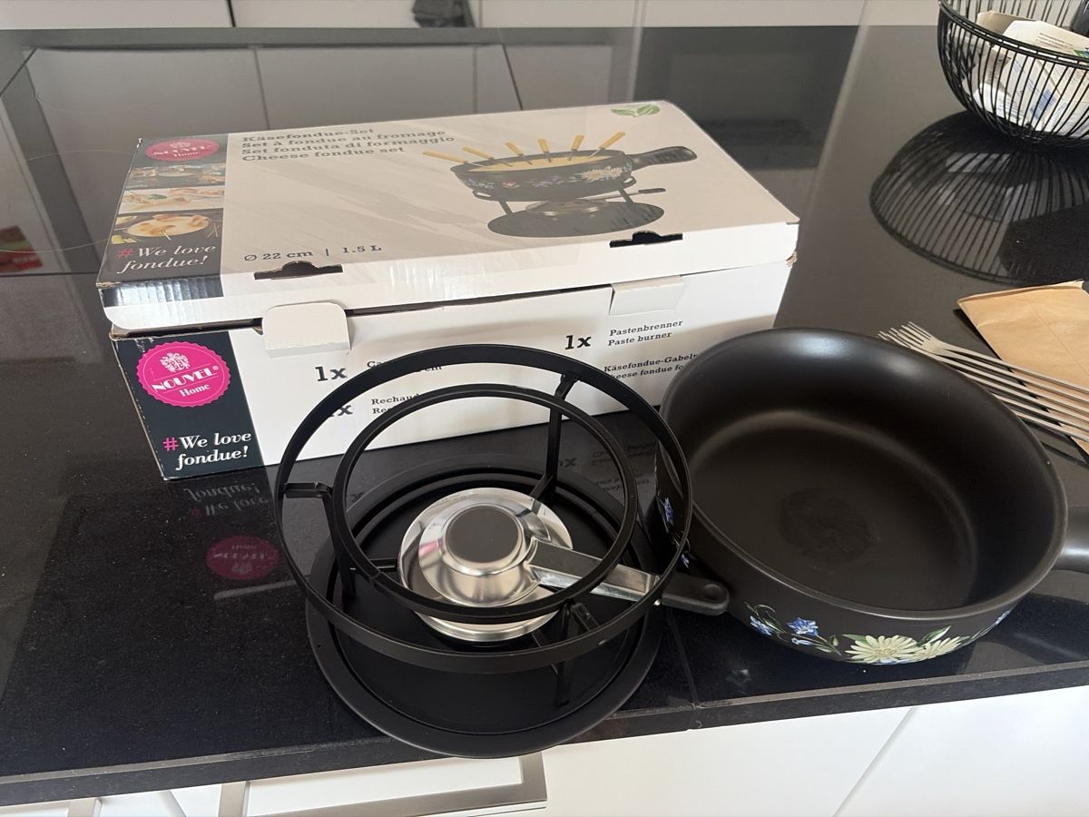 Küchengeräte: Fondue Set 1.- – Gebraucht aus Uznach von pegasus101