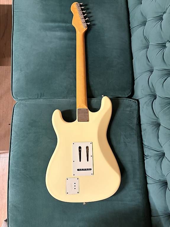 Strumenti musicali: Blade Texas Pro Vintage White – Usato da Winterthur venduto da HomoSapien 2