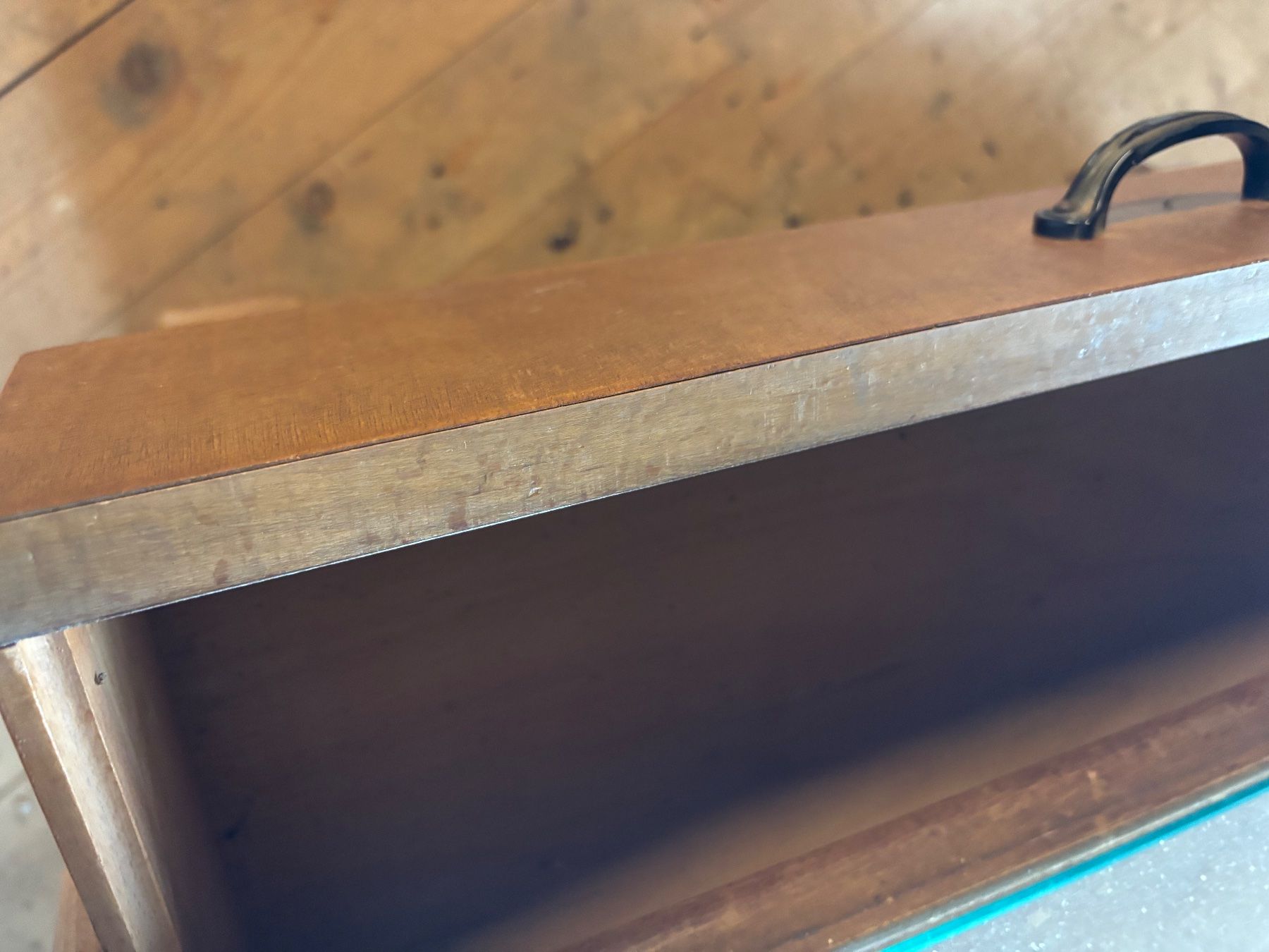Cassettiere: Buffet Schrank, Holz, Vintage, mit Glasplatte – Usato da Neuenegg venduto da Carhunt9 6