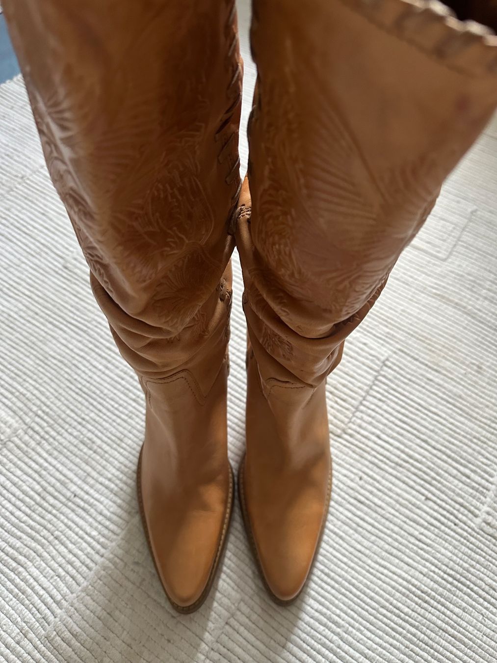 Chaussures femmes: Coole Stiefel Cowboystyle – D'occasion à Rüeggisberg par Blume060