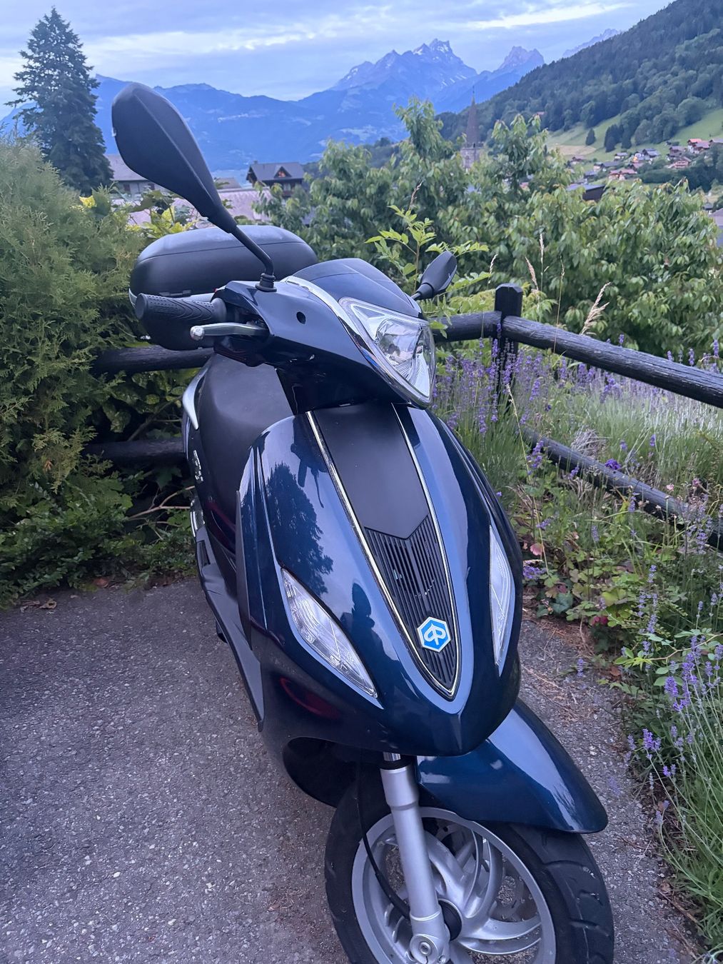 Piaggio Scooters: Scooter New Fly 125 Piaggo – Gebraucht aus Troistorrents von Ricardolino1993 2