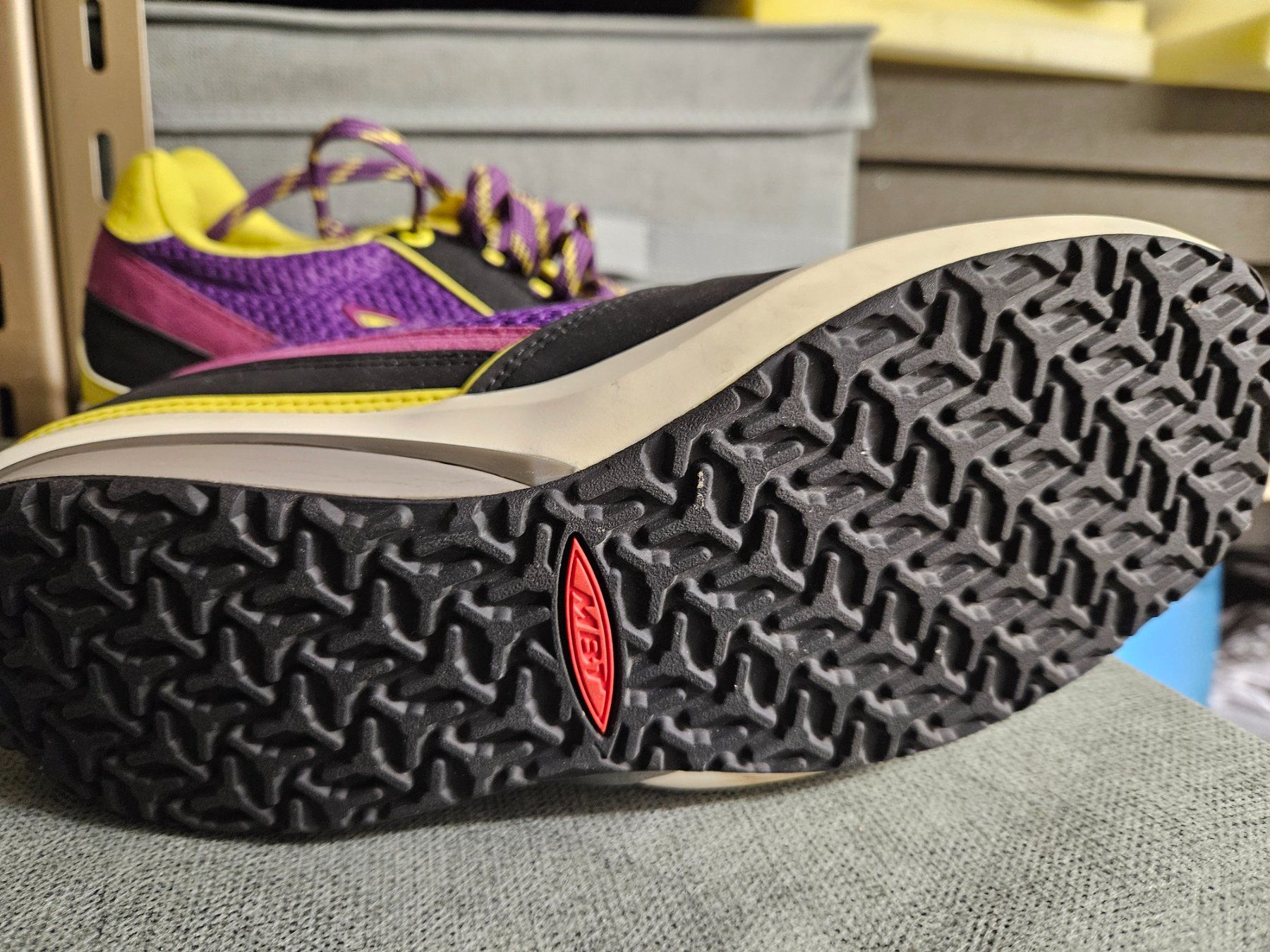 MBT Scarpe da donna: Fast neue MBT Damen Schuhe – Usato da St. Moritz venduto da mpp_wv9b 2