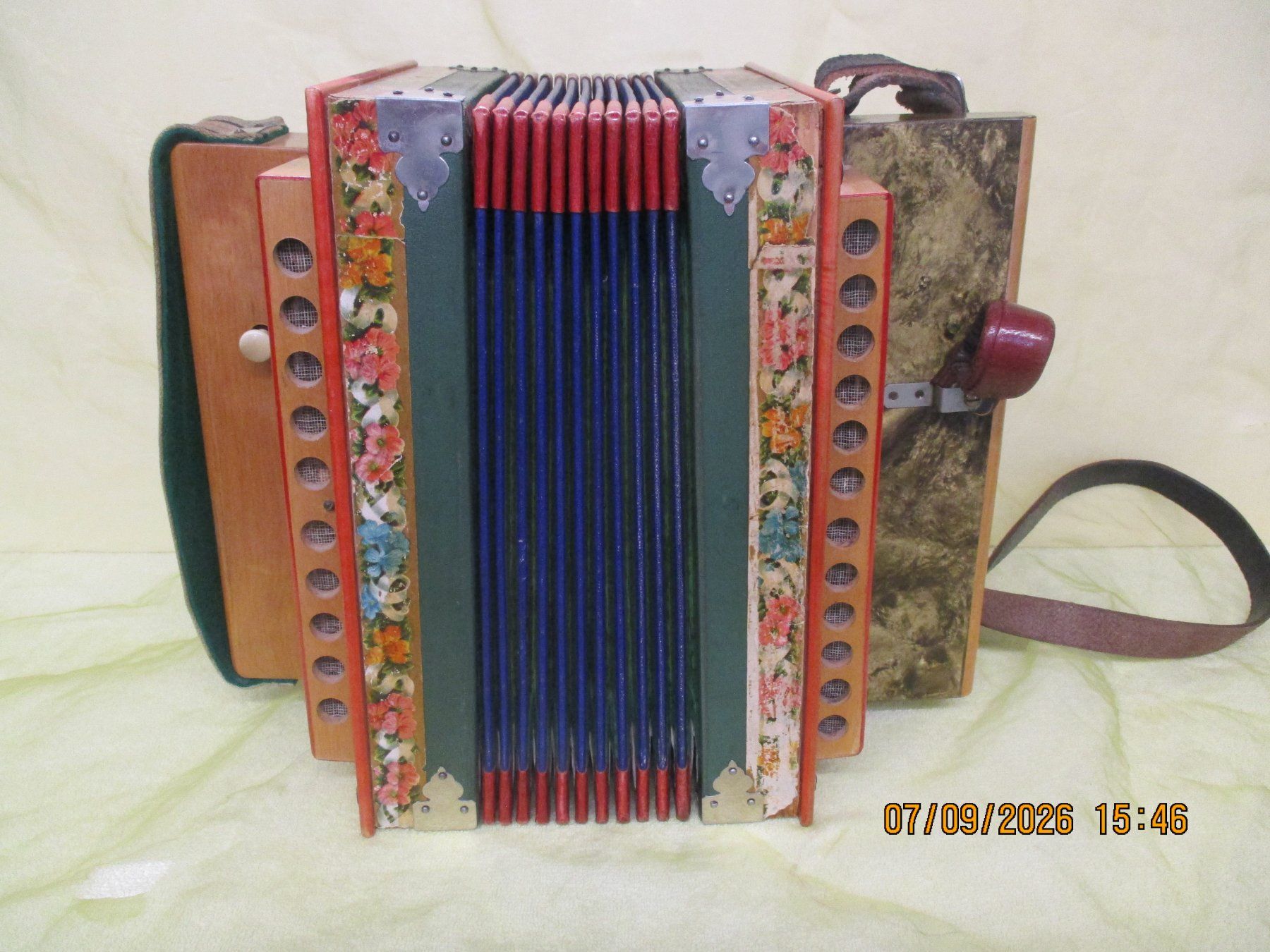 Instruments de musique: Schwyzerörgeli Eichhorn – D'occasion à Jegenstorf par Oktavio 5