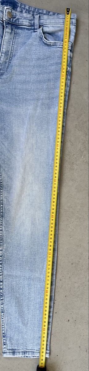H&M Jeans: Damen Jeans hellblau Grösse 40 Bundmass 44 cm – Usato da Neuhausen venduto da rom_zrr2 3