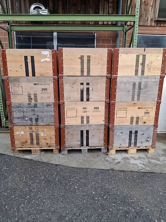 Articoli in legno: Pallettenrahmen – Usato da Siebnen venduto da Grosswis50 1