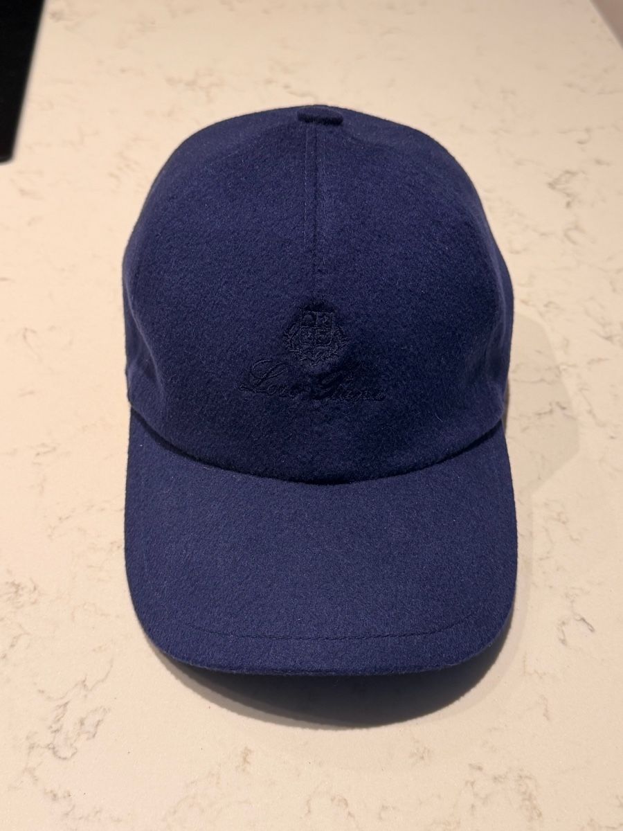 Loro Piana Copricapi, berretti & cappellini: Loro Piana Cashmere Storm System Cap – Usato da Lugano venduto da antoniobonyy