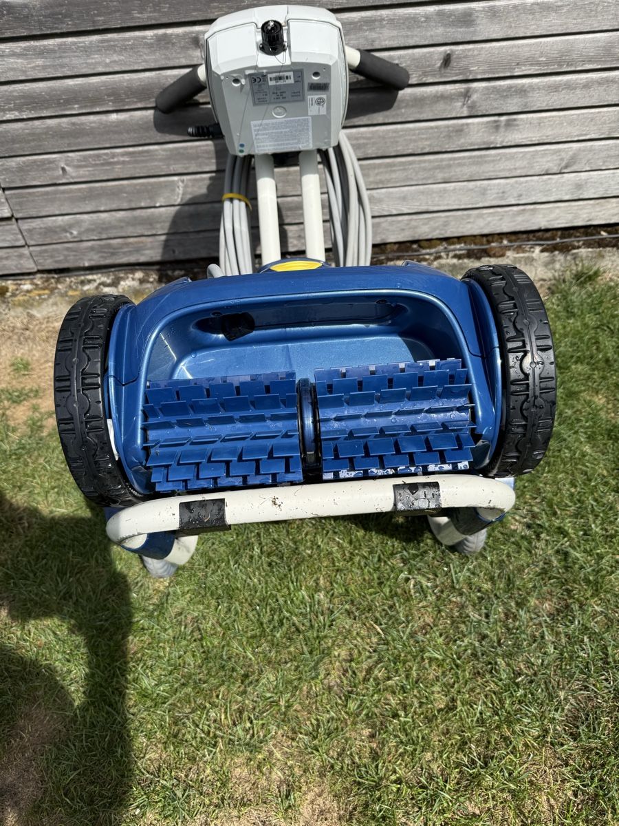 Accessori per Piscine: Poolroboter Zodiac Vortex 3 Top Zustand – Usato da Horriwil venduto da Automower76 2