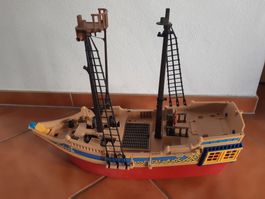 Nave pirata Playmobil .