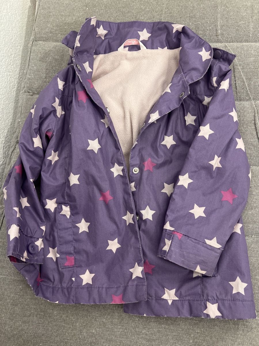 Giacche & Cappotti: Smile Jacke Gr. 86 Lila mit Sternen – Usato da Luterbach venduto da vatab